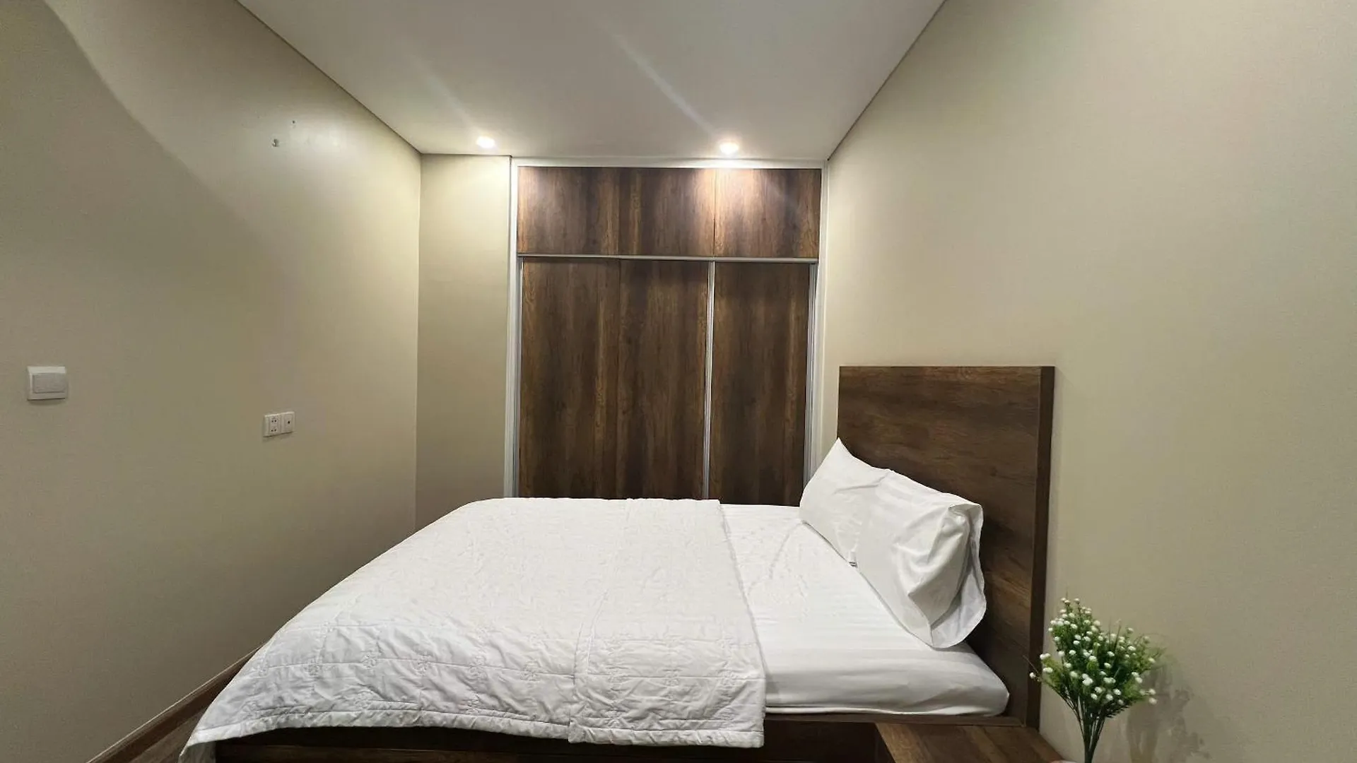 Ha Do Centrosa Building , Ba Thang Hai Street, Distrist 10 Ho Chi Minh City Vietnam
